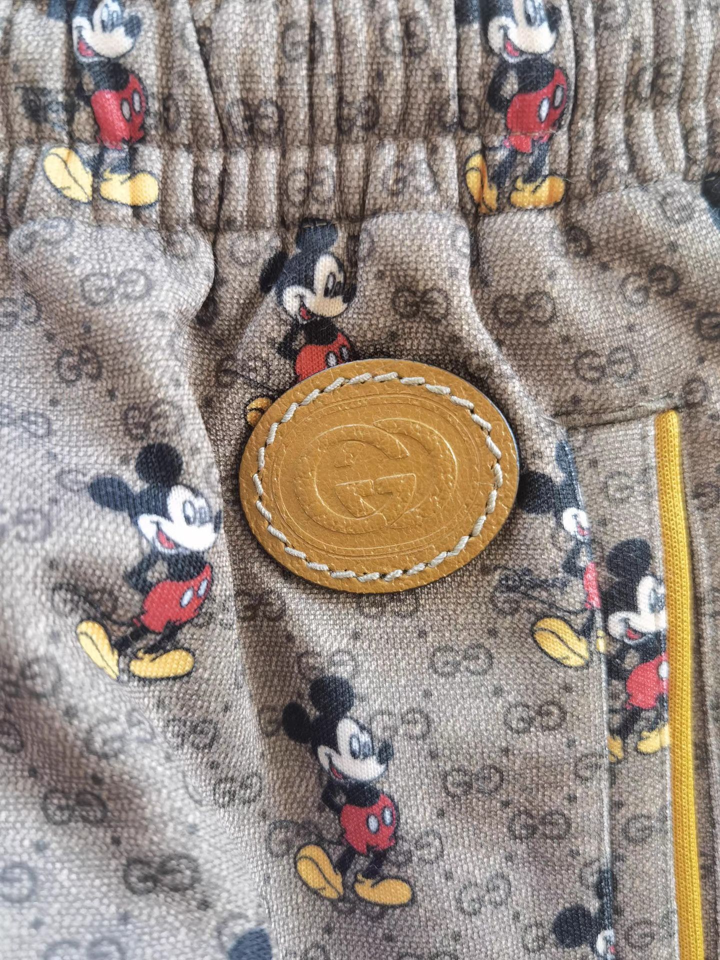 Gucci Gucci x Disney Casual Pants K17 Size US 33 - 3 Thumbnail