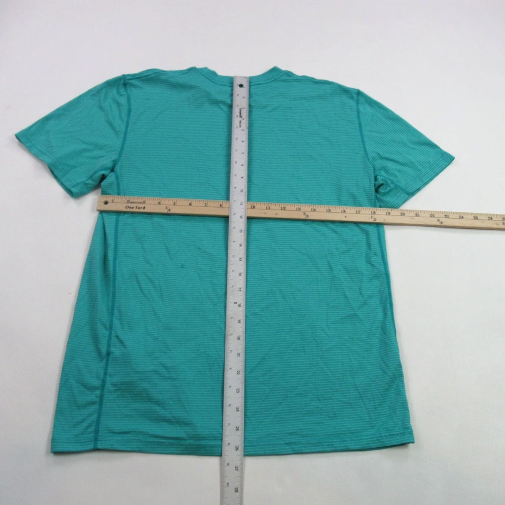 Nike Nike Shirt Mens Medium Stripes Short Sleeve Crew Neck Lightweight Size US M / EU 48-50 / 2 - 4 Thumbnail