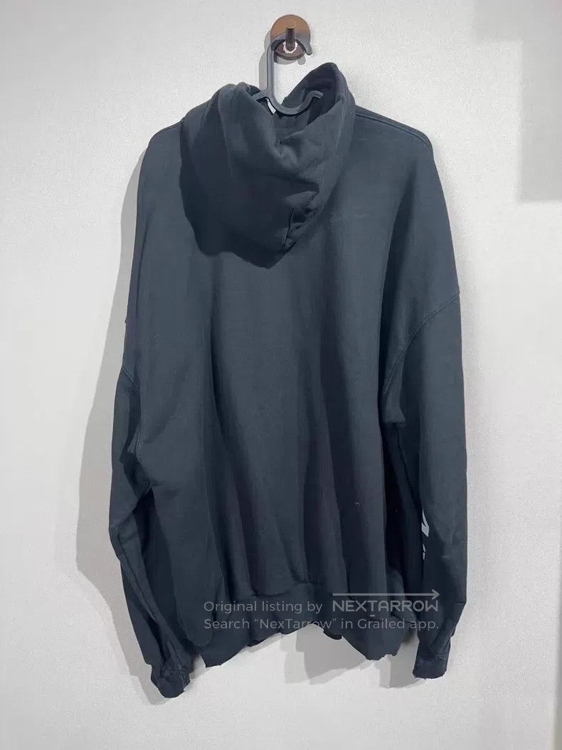 Balenciaga Balenciaga Decayed Website Embroidered Distressed Hoodie Size US S / EU 44-46 / 1 - 2 Thumbnail