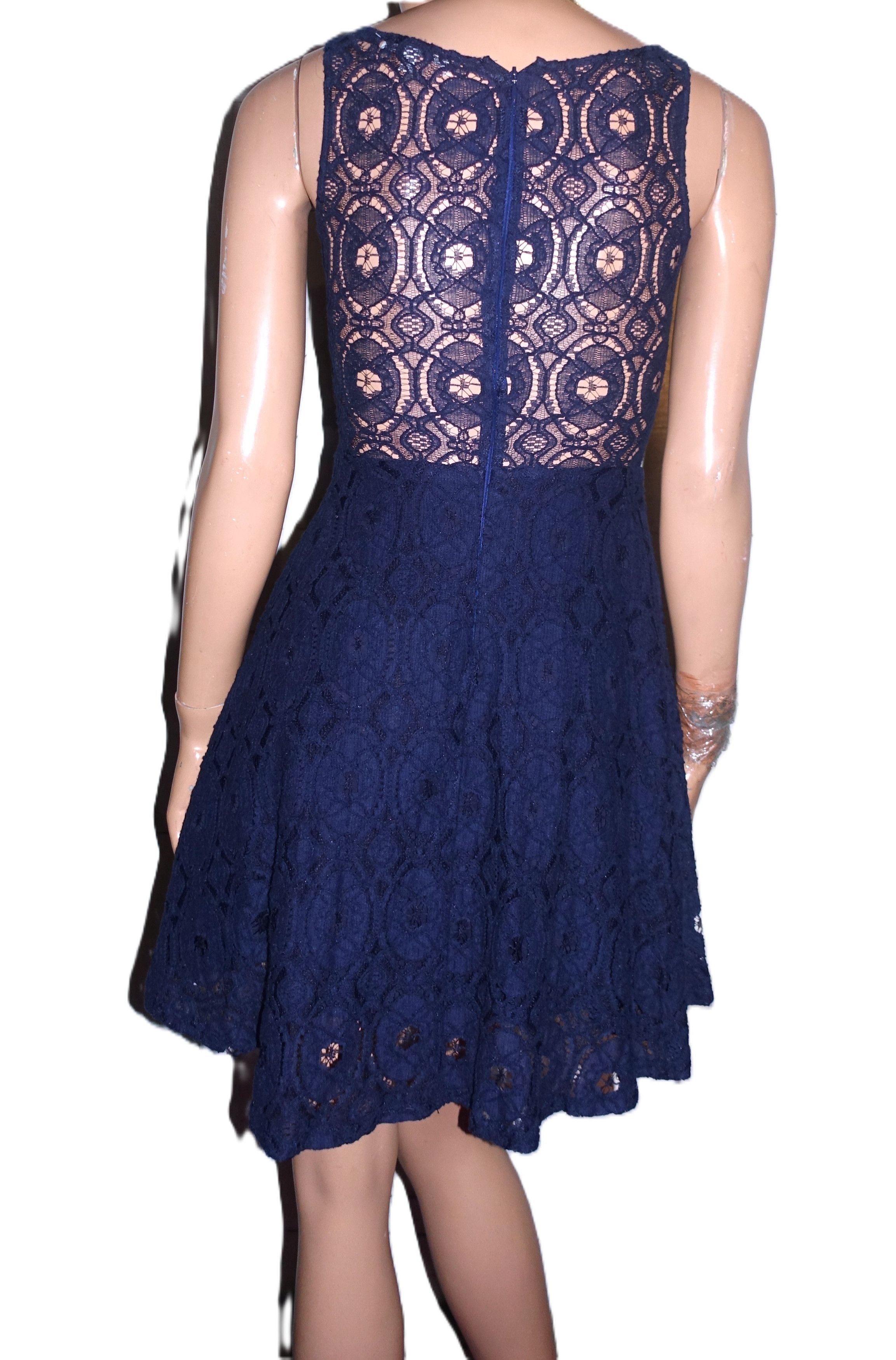 BB Dakota BB Dakota Navy Blue Eyelet Dress O Size XS / US 0-2 / IT 36-38 - 5 Thumbnail