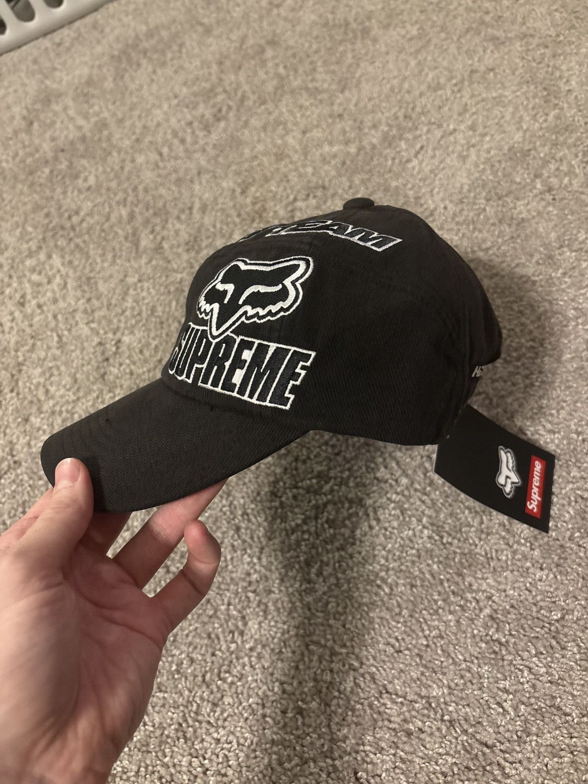 Fox Racing × Supreme Supreme Fox Racing Hat Size ONE SIZE - 3 Thumbnail