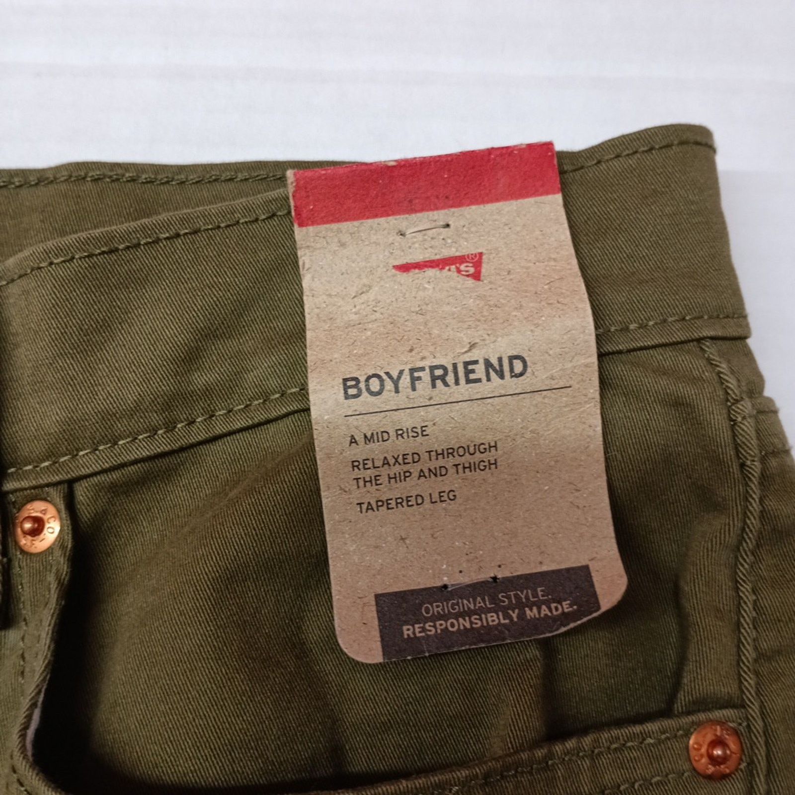 Levi's Levi's Women Tapered Leg Boyfriend Jeans Size 12 31x27 Green Size 31" - 3 Thumbnail