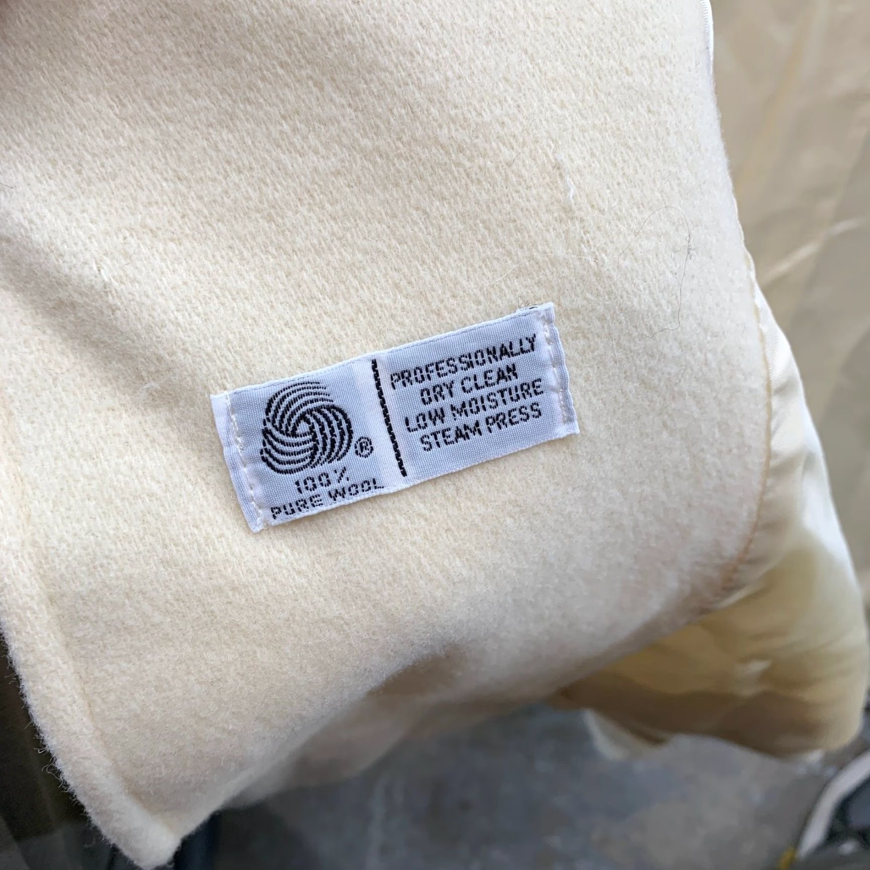 Doublet VINTAGE 100% WOOL Beige Trench Coat Womens 16 XL Double Breasted Made USA Coat Trench Beige Wool 90s Women US Vintage 16 XL Size XXL / US 16-18 / IT 52-54 - 4 Thumbnail