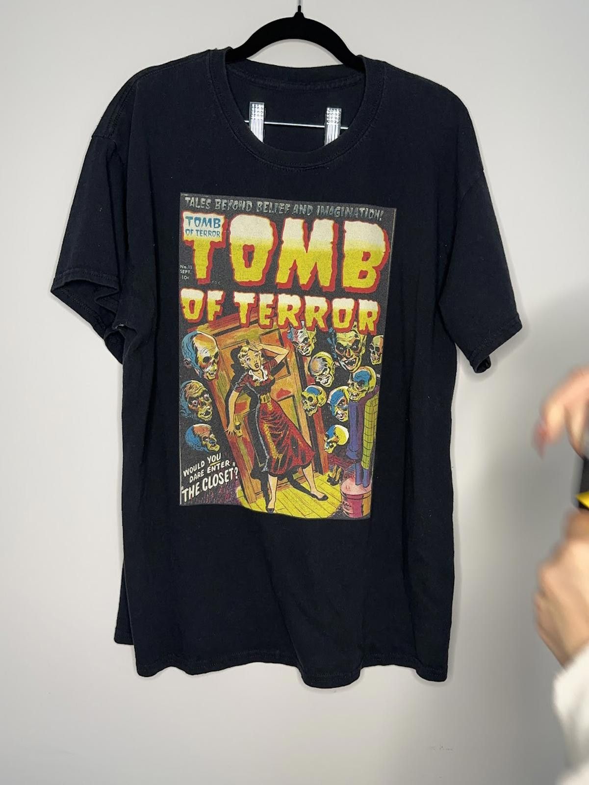 Other "Tomb of Terror" Comic Book Cover Shirt - *Possibly Sz. XL Size US XL / EU 56 / 4 - 3 Thumbnail
