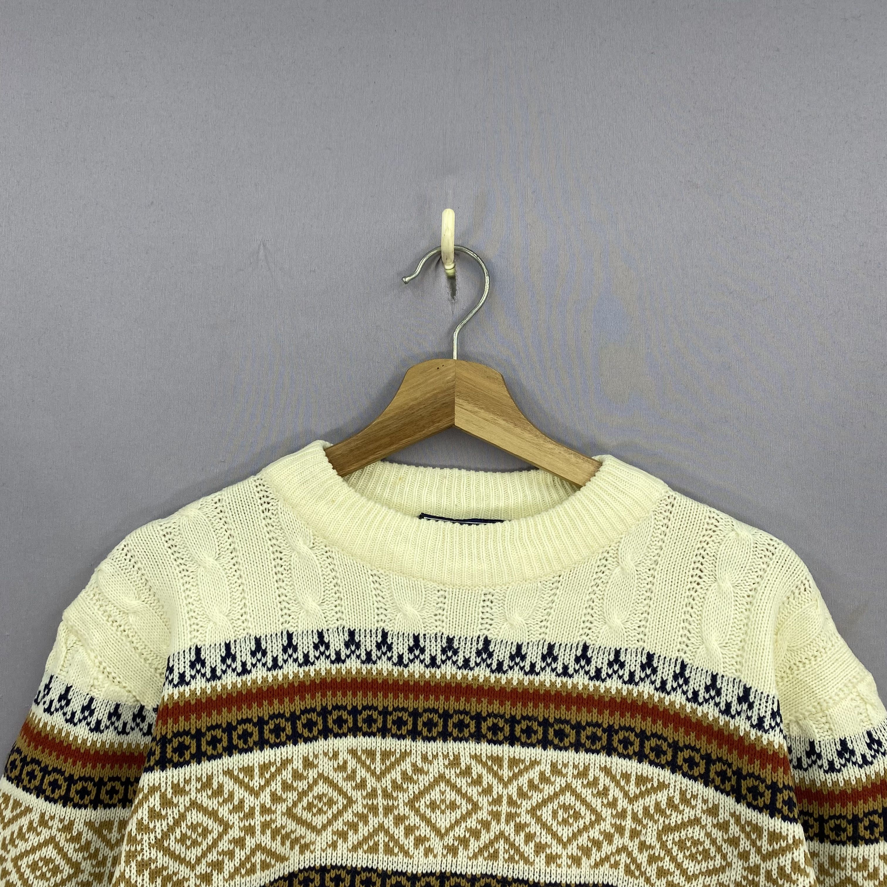 Vintage Vintage 90s Versity Fair Isle Cable Knit Pullover Sweater Size US M / EU 48-50 / 2 - 4 Thumbnail
