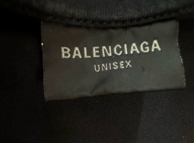 Balenciaga Kardashian portrait short sleeves