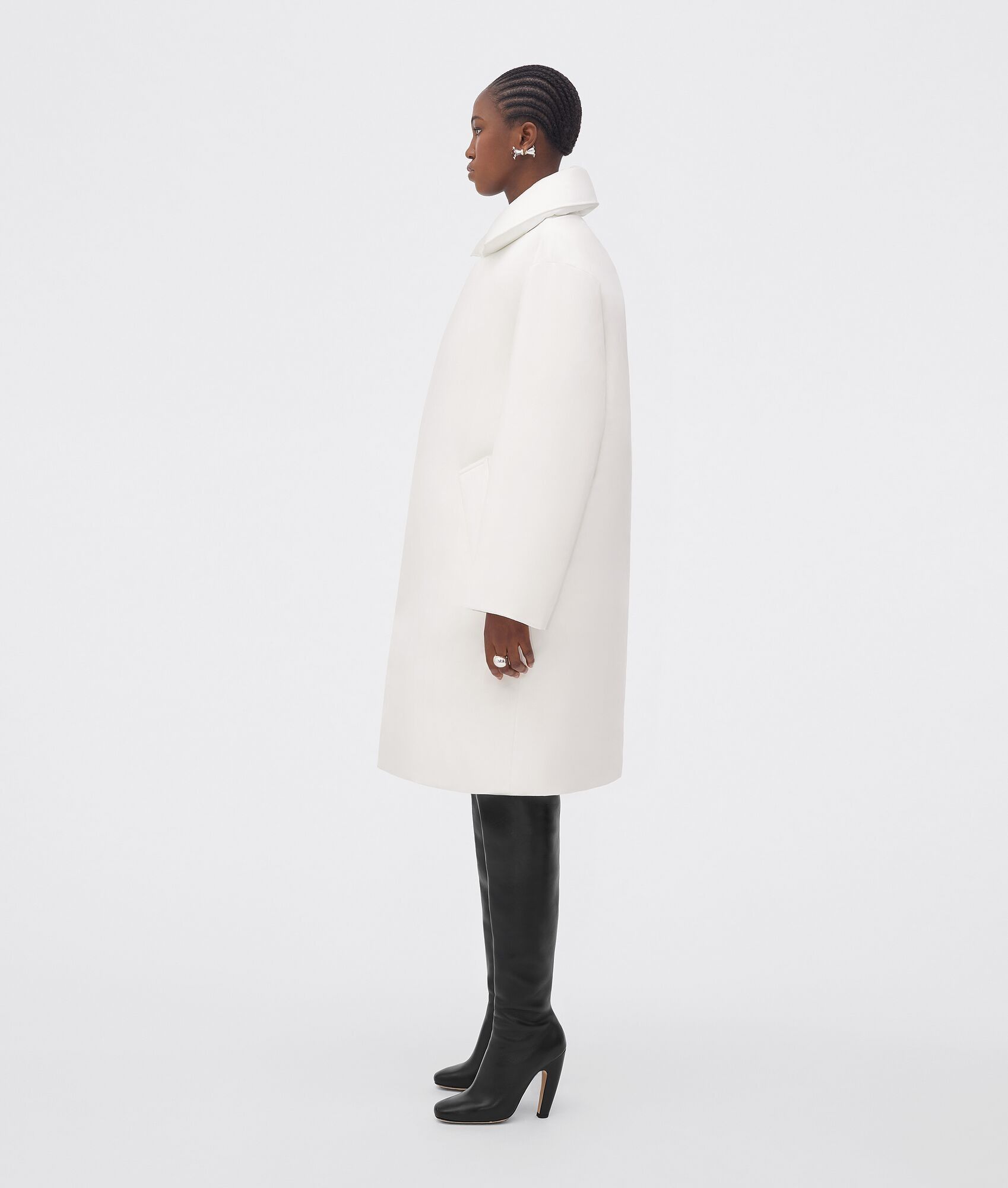 Bottega Veneta o1n1vont0225 Frosted Poplin Puffer Coat in White Size XS / US 0-2 / IT 36-38 - 2 Thumbnail