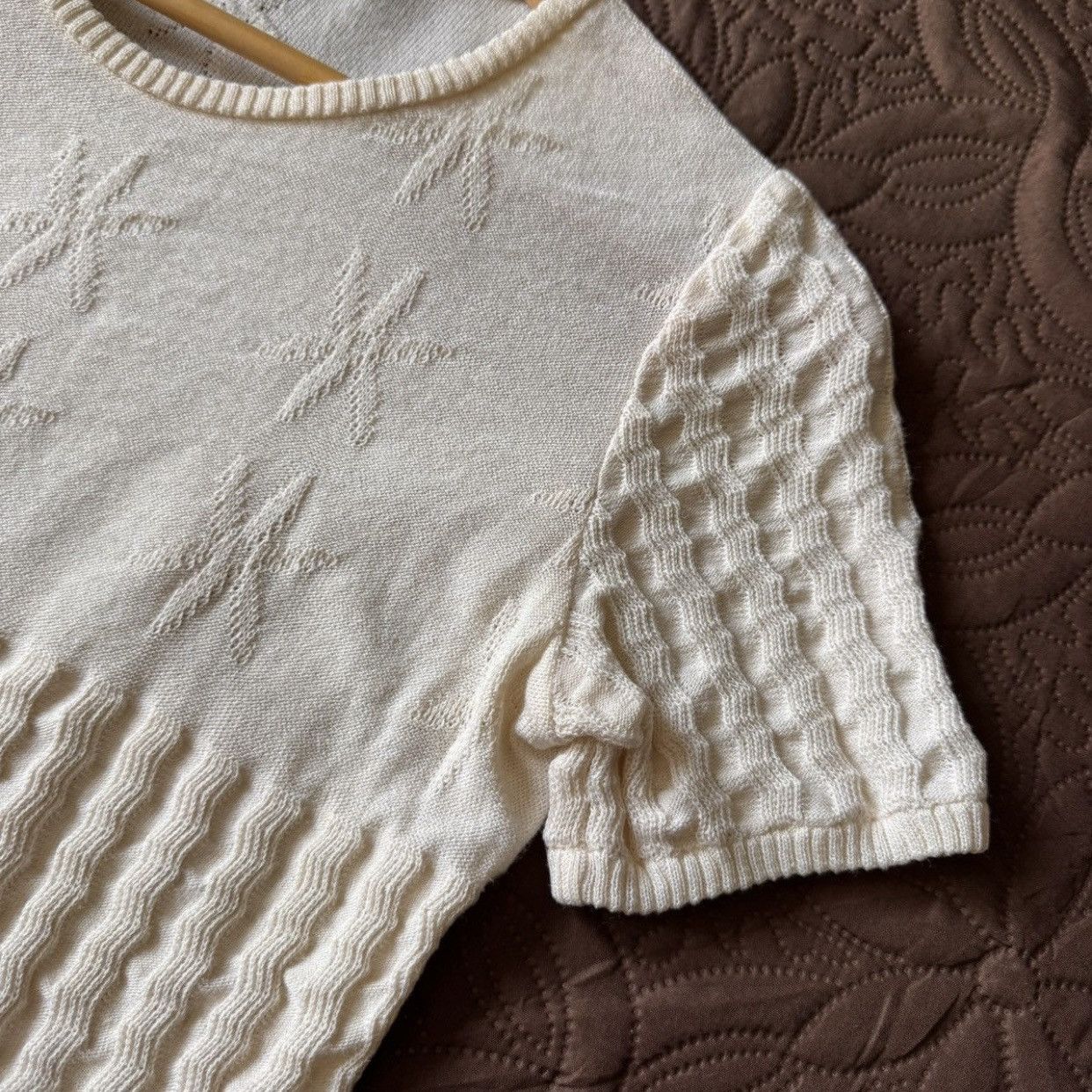 Yves Saint Laurent VINTAGE Yves Saint Laurent YSL Textured Cable Knit Short S/L Size S / US 4 / IT 40 - 4 Thumbnail