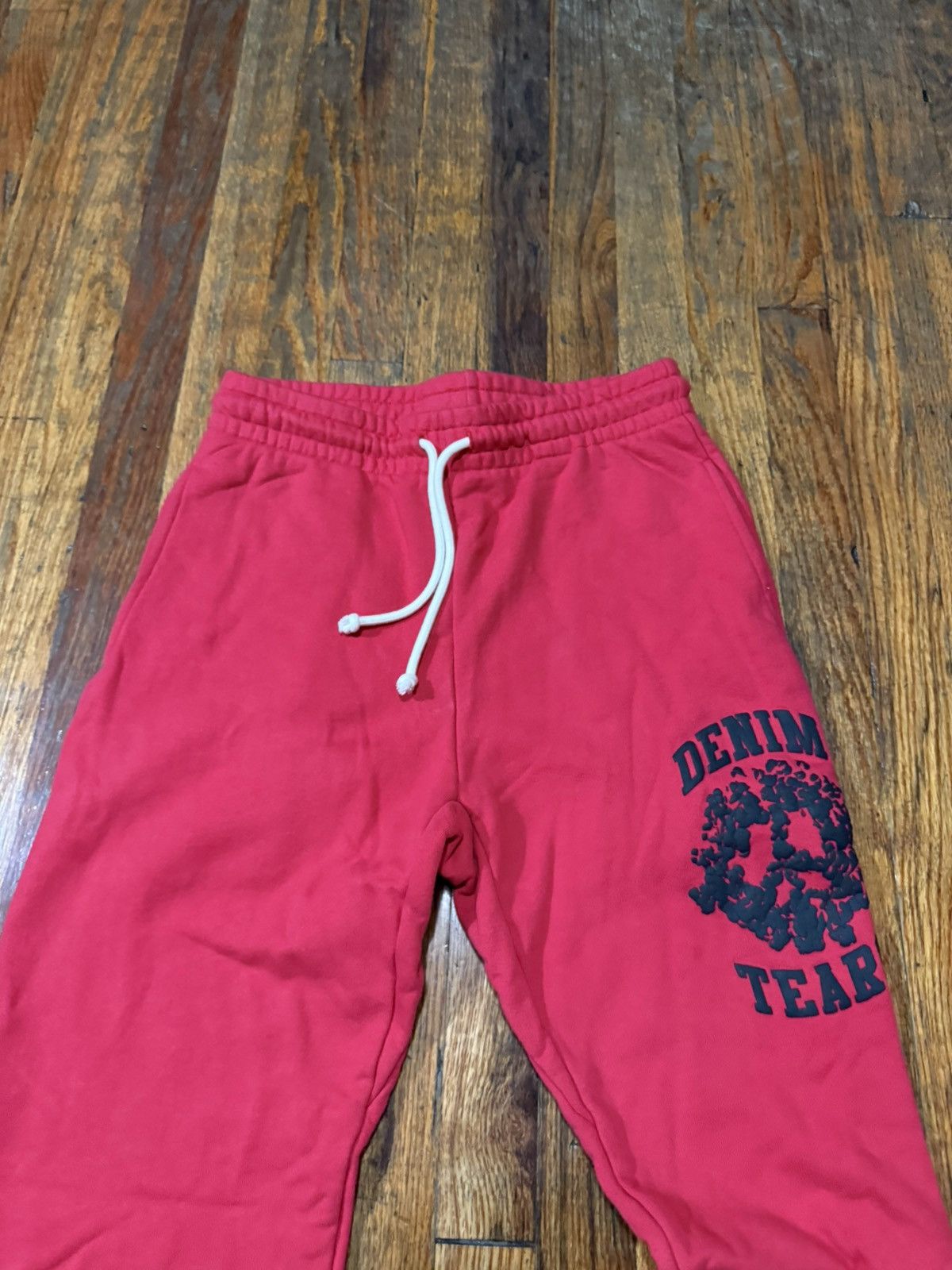 DENIM TEARS Denim Tears University Red Sweatpants Size Medium Size US 32 / EU 48 - 2 Thumbnail