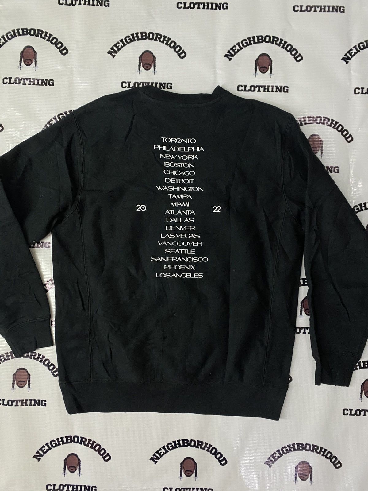 The Weeknd THE WEEKND DAWN FM TOUR CREWNECK. Size US L / EU 52-54 / 3 - 6 Thumbnail