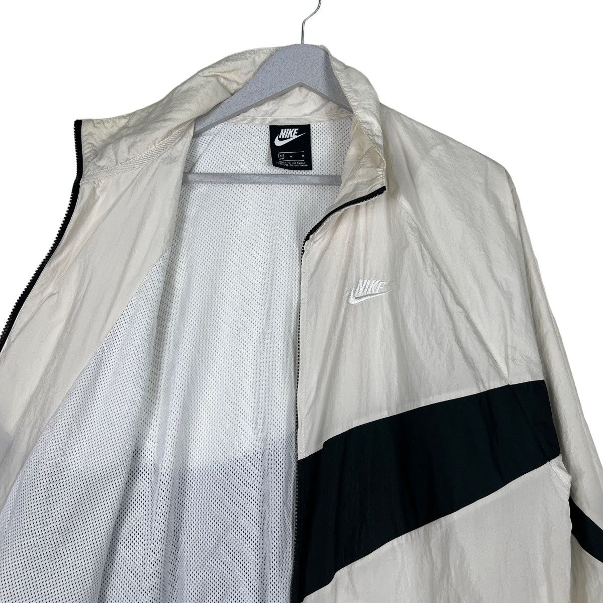 Nike 🔥 NIKE SWOOSH BIG LOGO LIGHT JACKET Size US M / EU 48-50 / 2 - 11 Thumbnail