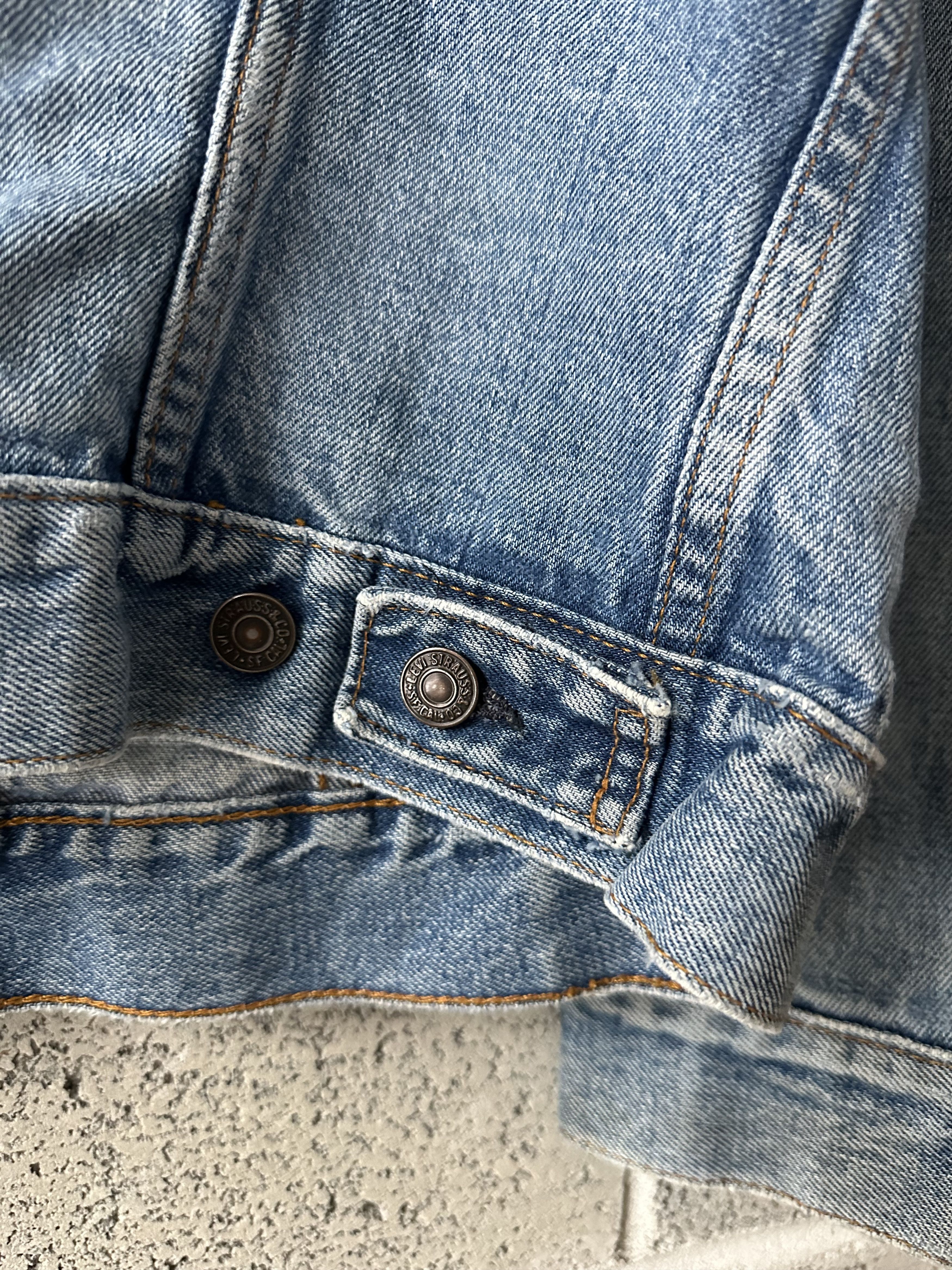 Vintage Distressed Levi’s Vintage Denim Jacket Size US M / EU 48-50 / 2 - 7 Thumbnail