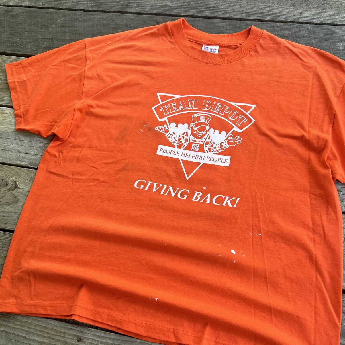 Vintage Vintage 90s The Home Depot Employee Paint Stained T Shirt Size US XXL / EU 58 / 5 - 1 Thumbnail