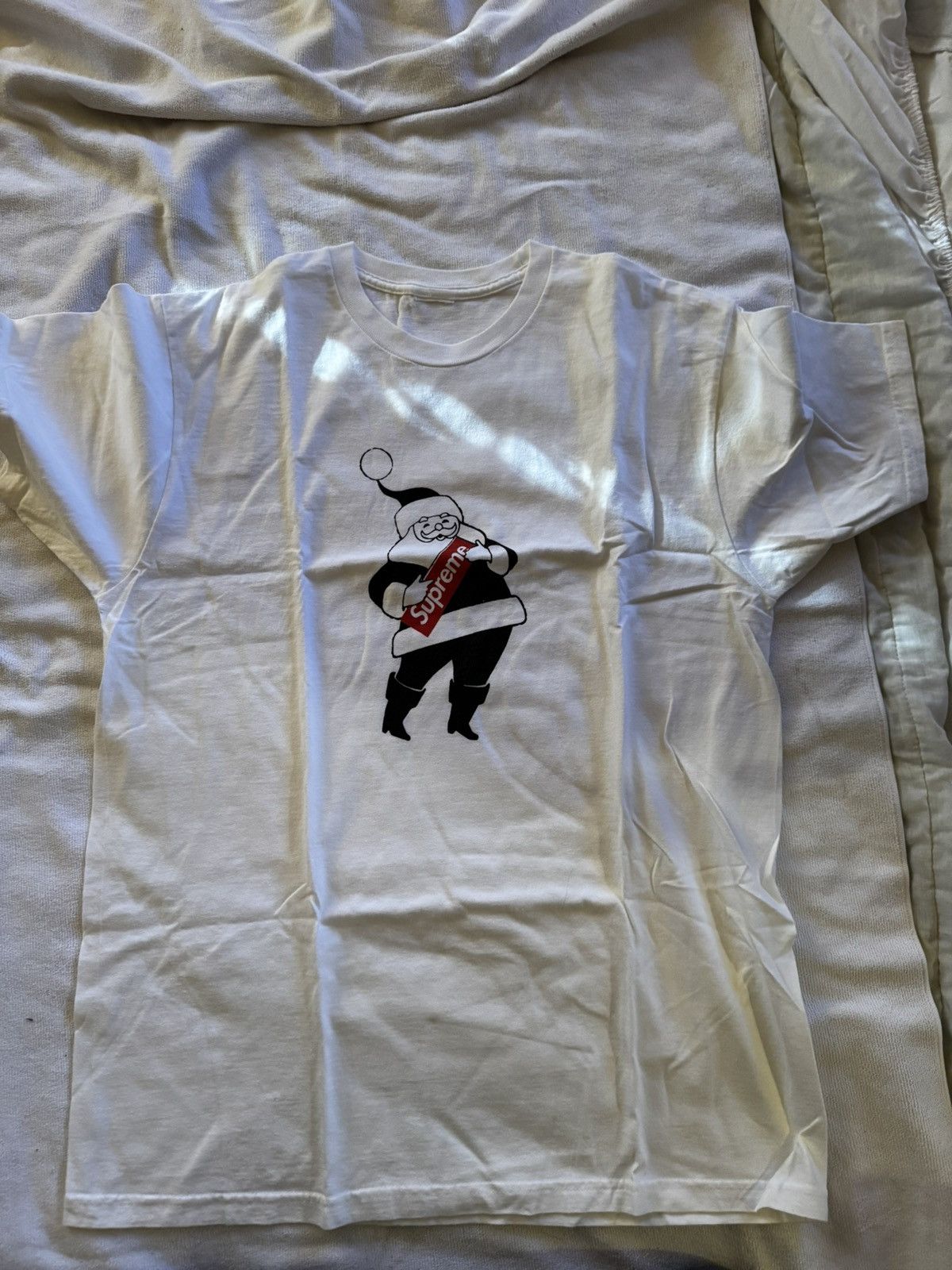 Supreme Supreme Santa Tee Size US L / EU 52-54 / 3 - 1 Thumbnail