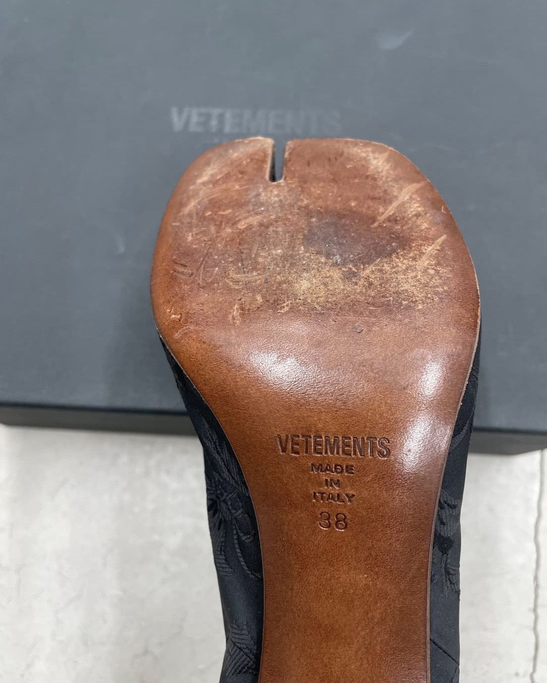 Vetements Vetements FW18 Coin Heel Boots Size US 8 / IT 38 - 6 Thumbnail