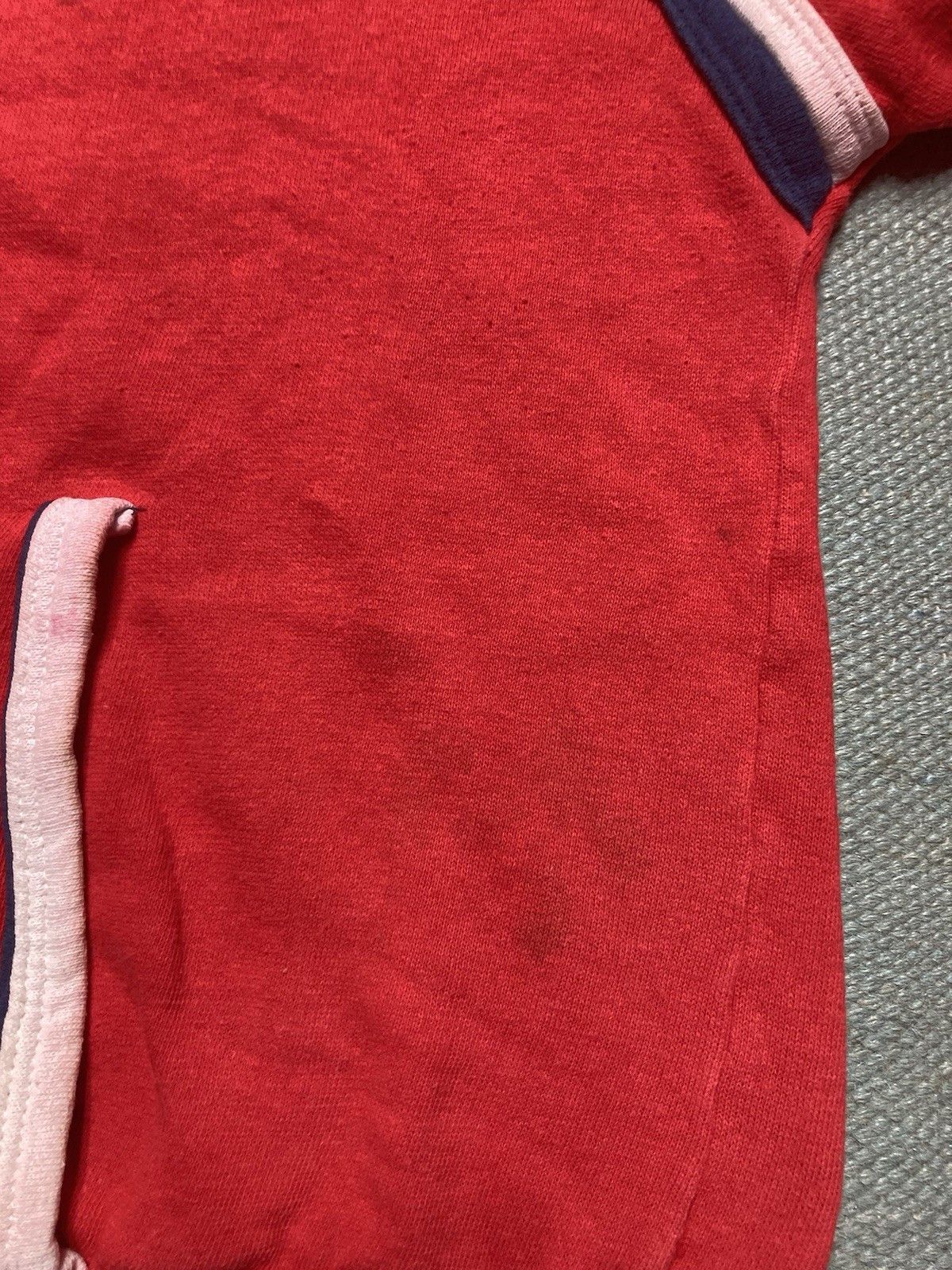 Vintage 70s short sleeve hoodie sweatshirt red boxy cropped medium Size M / US 6-8 / IT 42-44 - 3 Thumbnail