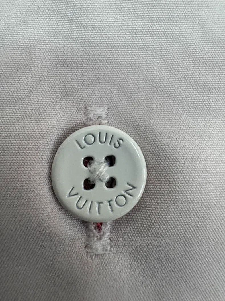 Louis Vuitton Louis Vuitton Red and white checkerboard short-sleeve shir Size US XS / EU 42 / 0 - 3 Thumbnail