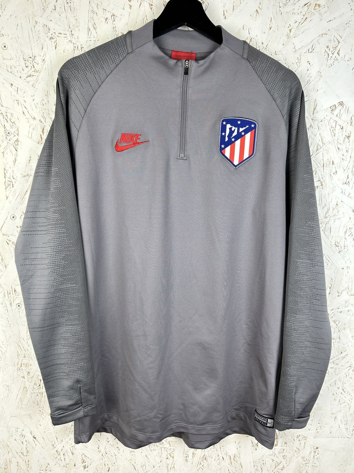 Nike Nike Atletico Madrid Strike Drill Training Top 2019/20 L Size US L / EU 52-54 / 3 - 1 Thumbnail