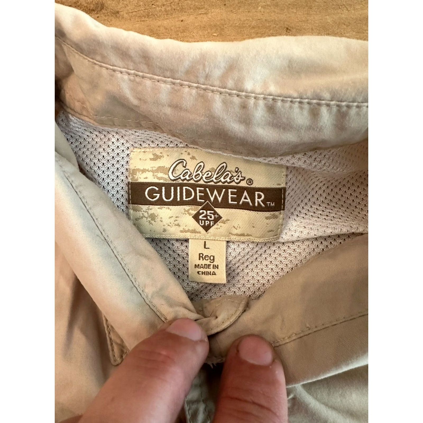 Vintage VINTAGE Cabela's Guided Wear Beige Nylon Button-Down Shirt Jacket Pockets Sz L Mens Size US L / EU 52-54 / 3 - 5 Thumbnail