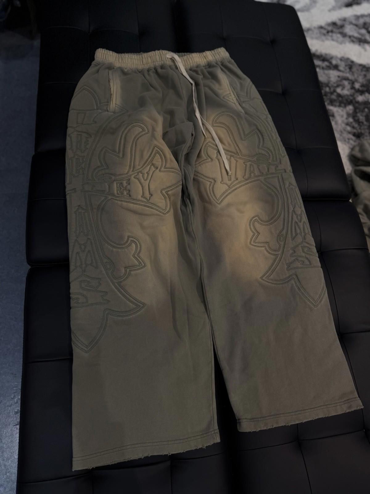 Vale Valley Cross Carved Drawstring Sweatpants Large NEW Vale Size US 34 / EU 50 - 2 Thumbnail