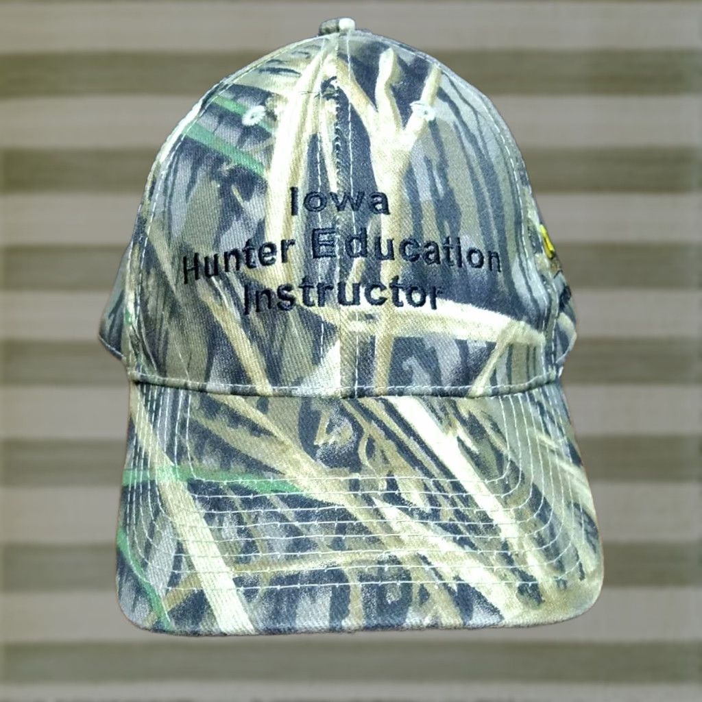 Vintage VINTAGE Iowa Hunter Education DNR Instructor Baseball Cap Hat Camouflage Camo Mossy Oak Adjustable Cotton Canvas Men Hat Mens Baseball Cap Size ONE SIZE - 1 Thumbnail