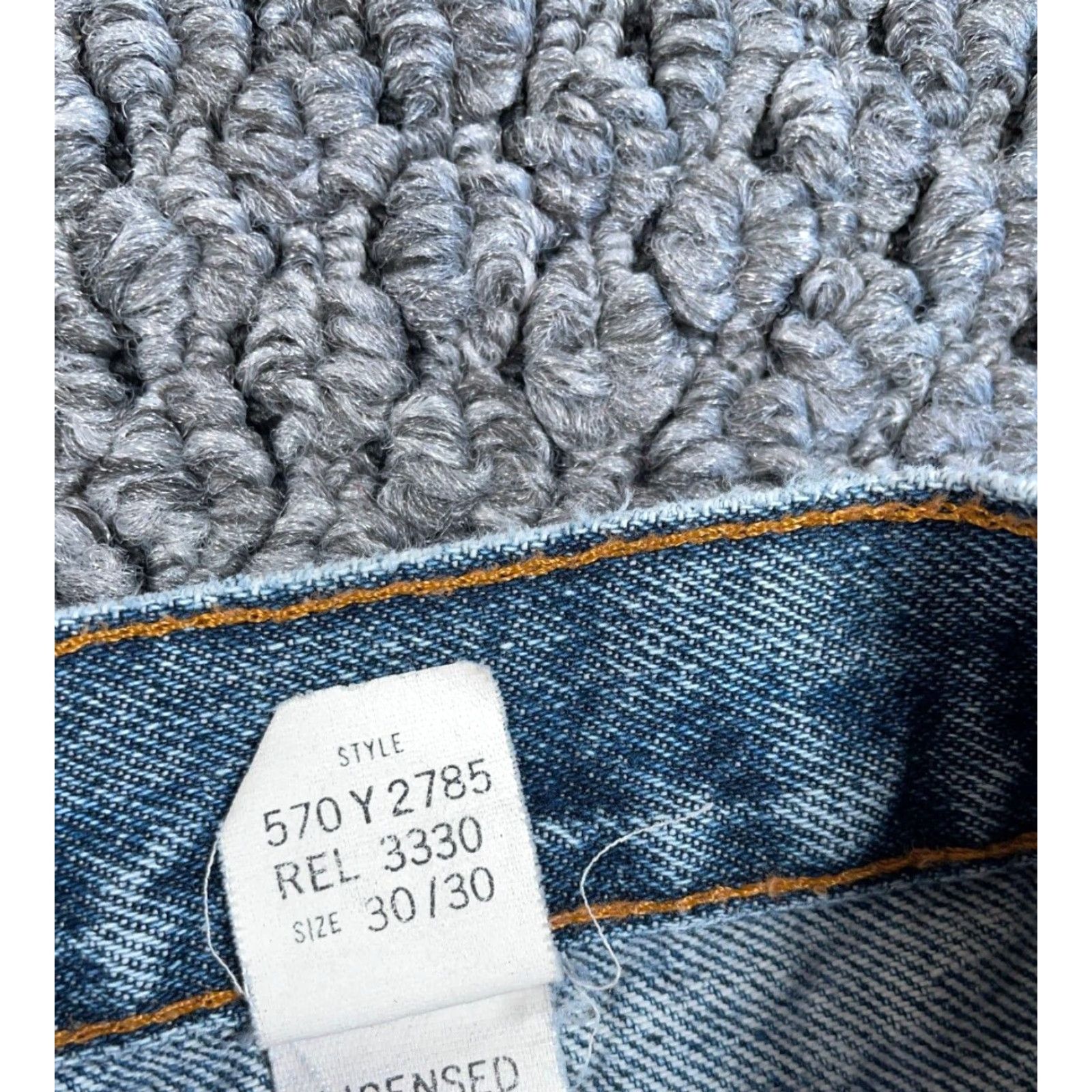 Vintage VINTAGE IOU TAPERED JEANS Men 28 x 28 Blue Denim 90s Grunge Retro 80s Vintage Regular Rise Mid 10-12" Zip Fly 5-Pocket Mens Jeans Size US 28 / EU 44 - 5 Thumbnail