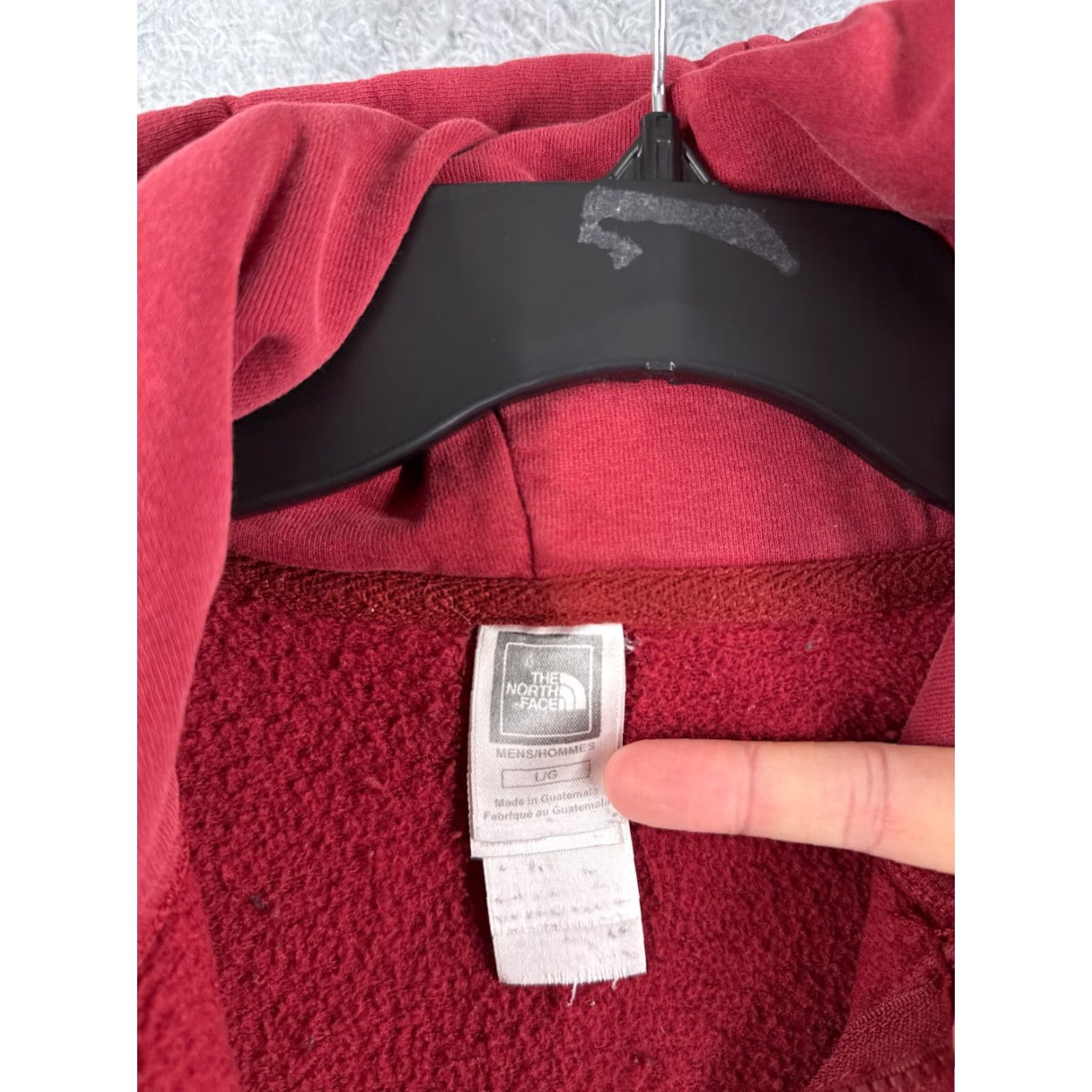The North Face VINTAGE The North Face Jacket Men L Red Full Zip Windbreaker Jersey Fabric Read Me Size US L / EU 52-54 / 3 - 7 Thumbnail