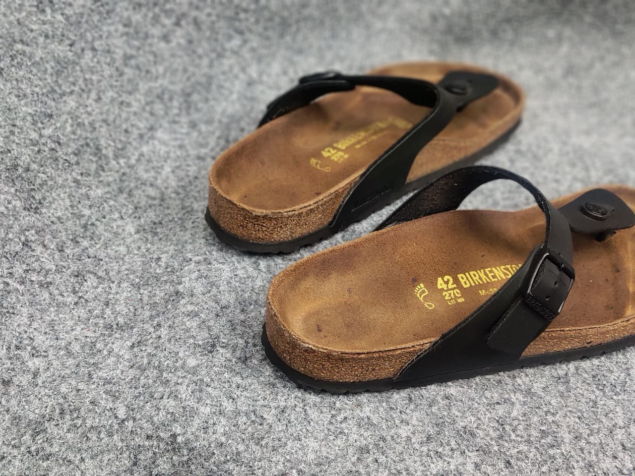 Birkenstock Birkenstock Gizeh Birko-Flor Sandal Leather Black Shoes Size US 9 / EU 42 - 6 Thumbnail