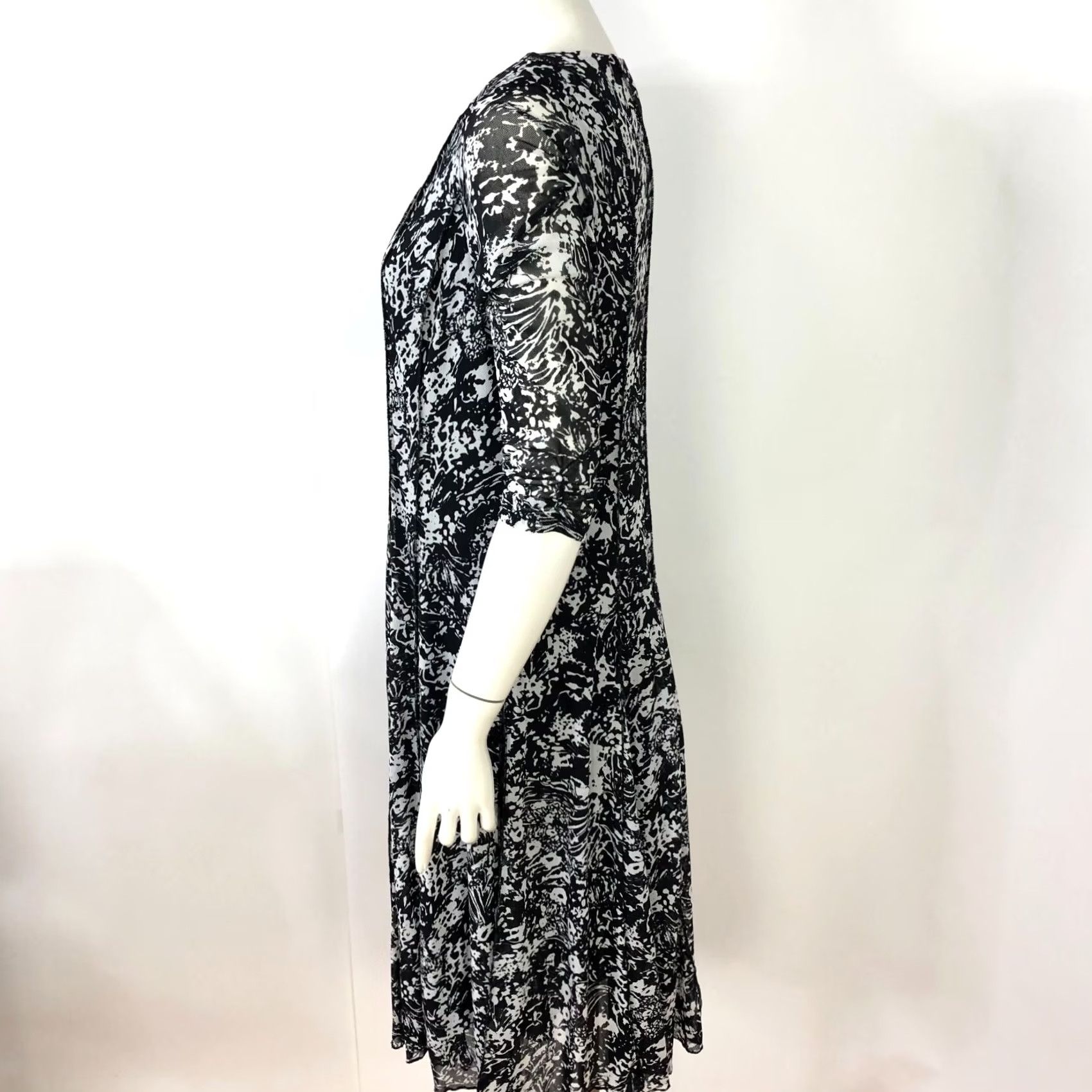 Coldwater Creek Coldwater Creek PM Petite 10-12 Flowy Geometric A-Line Midi Dress Black Size L / US 10 / IT 46 - 4 Thumbnail