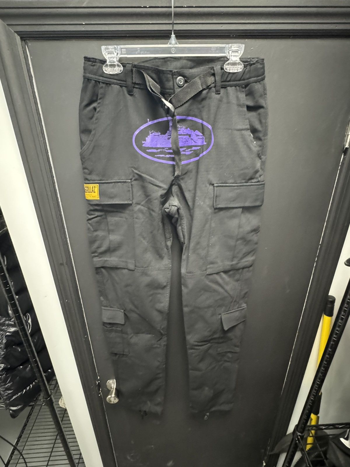 Corteiz Corteiz Purp Guerillaz Cargos Black/Purple Size US 36 / EU 52 - 1 Thumbnail