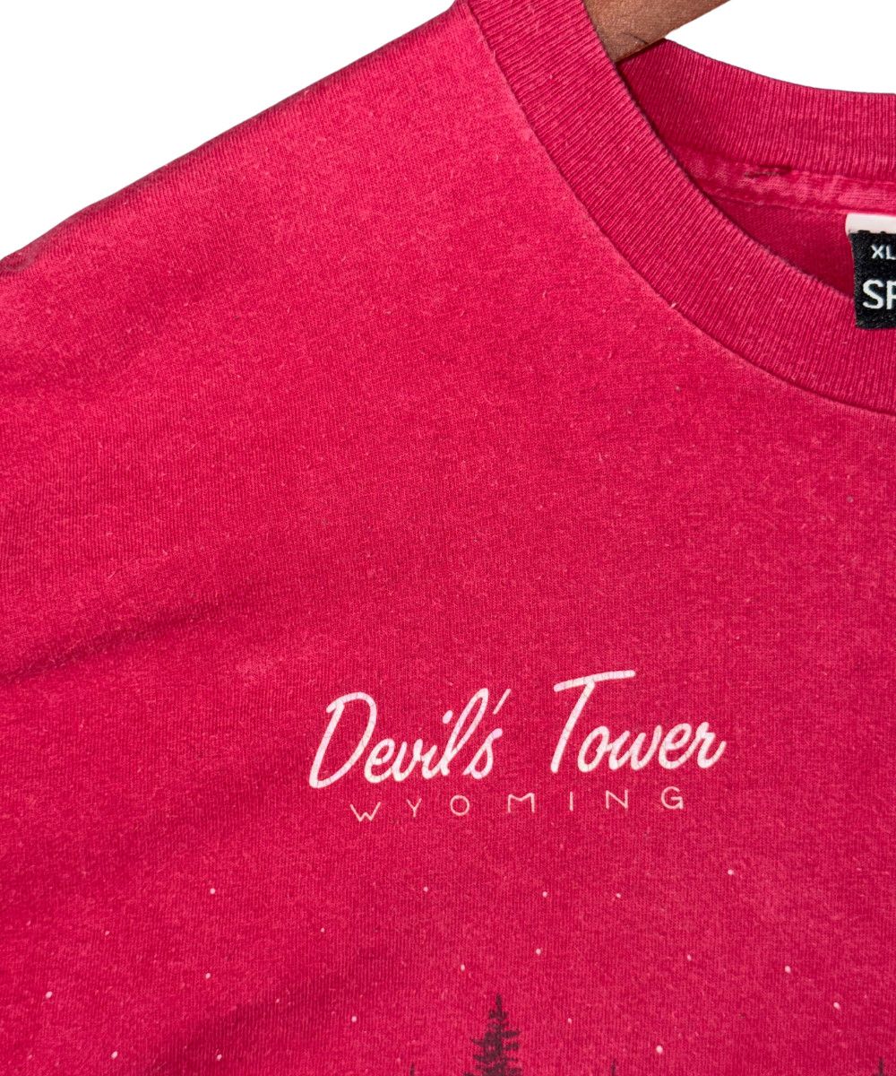 Signal Sport 1991 Signal Sports Habitat Devil’s Tower Wolf Tee Size US XL / EU 56 / 4 - 9 Thumbnail