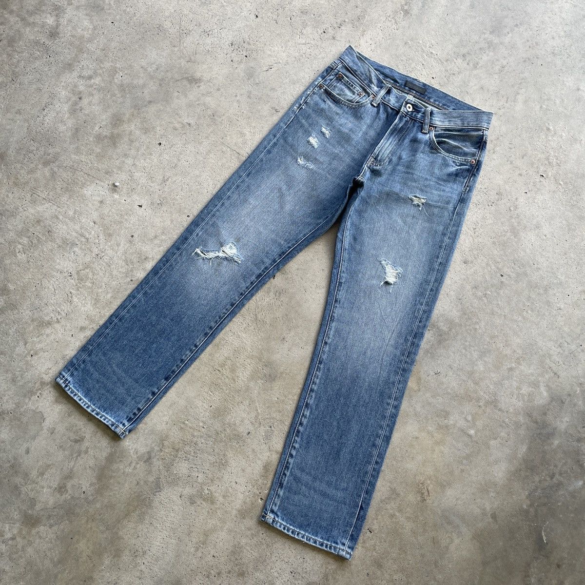 Japanese Brand Vintage Japanese Faded Jeans Pants Distressed Denim W29 Size US 29 - 2 Thumbnail