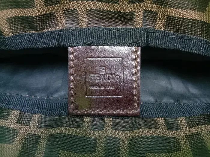 Fendi Authentic Vintage Fendi Bag Size ONE SIZE - 3 Thumbnail