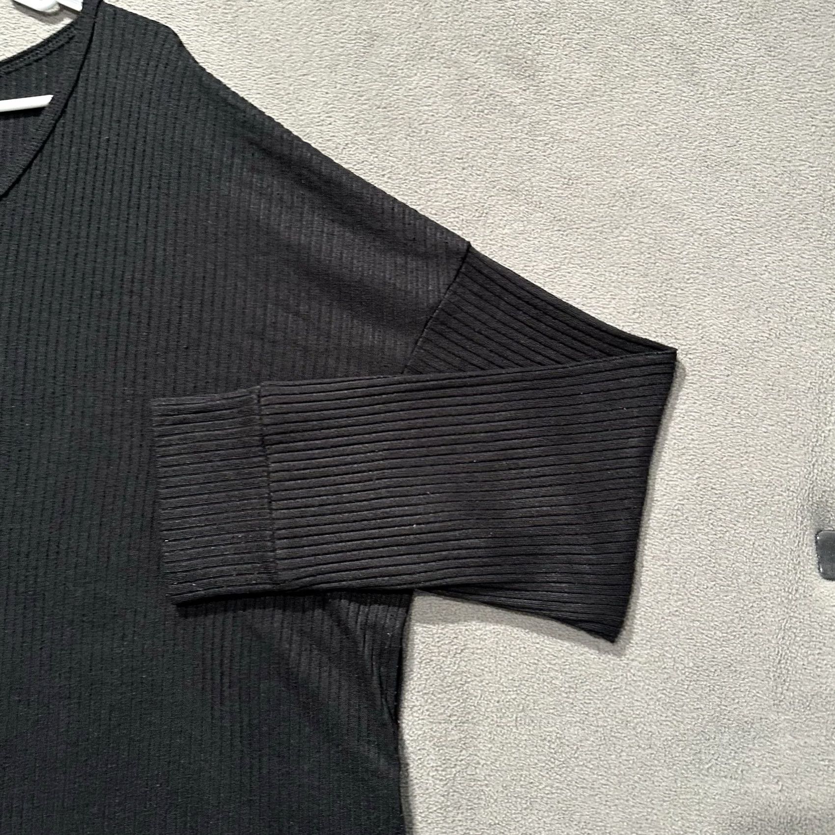 American Eagle Outfitters American Eagle Outfitters Shirt Womens XL Black Ribbed Knit V-Neck Stretch Soft Tunic EUC Size XL / US 12-14 / IT 48-50 - 6 Thumbnail