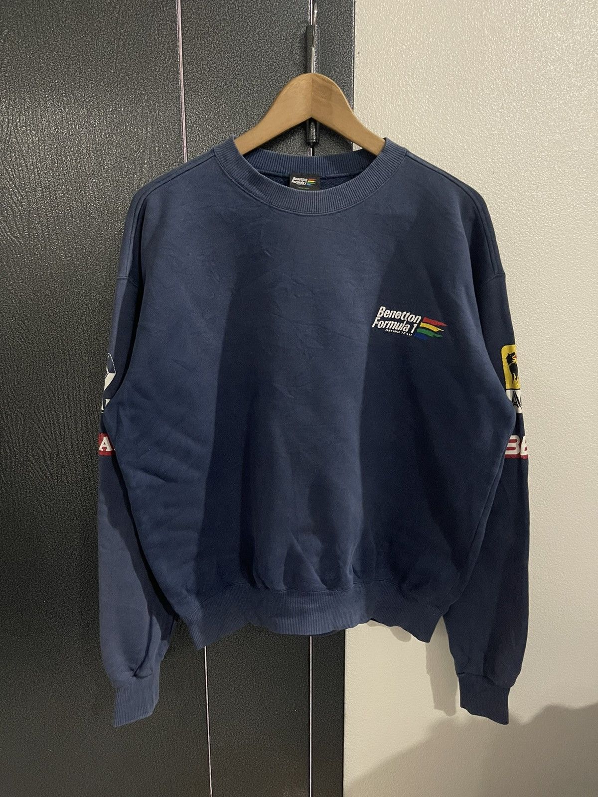 Benetton Vintage Benetton Formula 1 Racing Team Distressed Sweatshirt Size US L / EU 52-54 / 3 - 2 Thumbnail