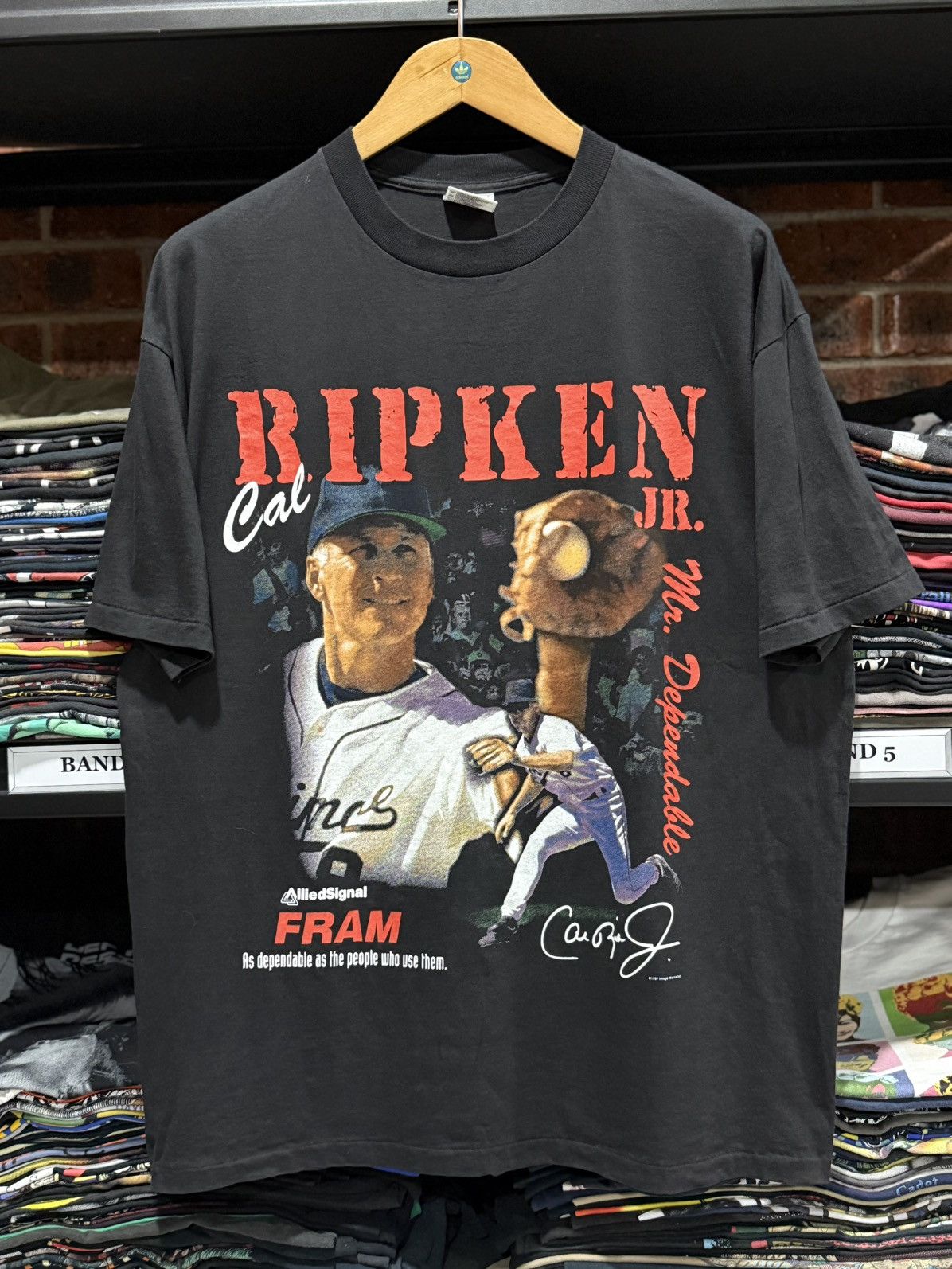 MLB Vintage 90s Cal Ripken Jr MLB Oversize Tee Size US XL / EU 56 / 4 - 1 Thumbnail