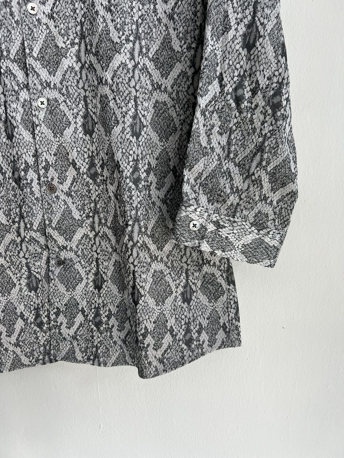 A.F.F.A. Y2K Tornardo Mart 🇯🇵 Exotic Snakeskin Polyester Button Shirt Size US M / EU 48-50 / 2 - 5 Thumbnail