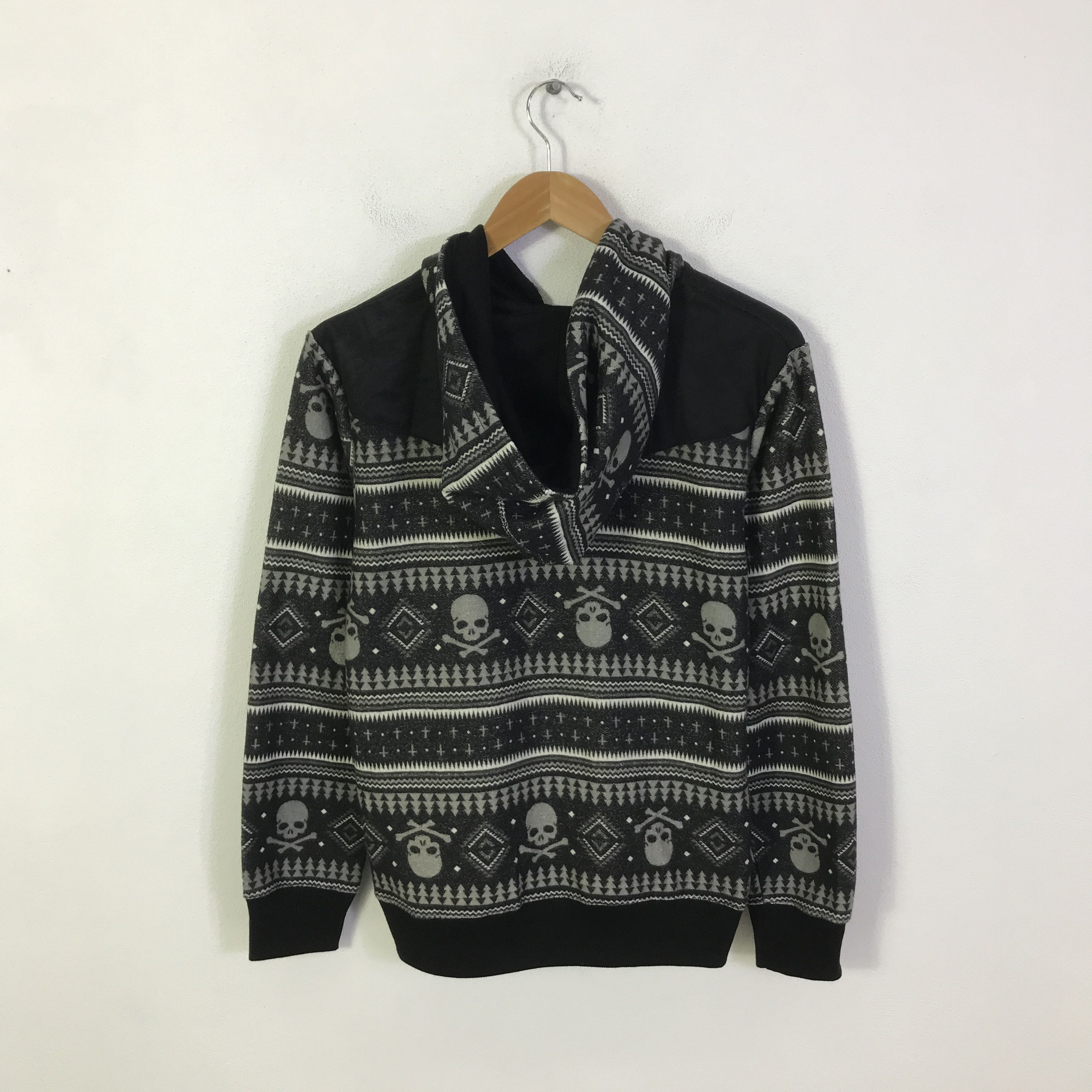 Beaumere Y2k Beaumere Skull design Hoodie jacket K103B6 Size US L / EU 52-54 / 3 - 3 Thumbnail