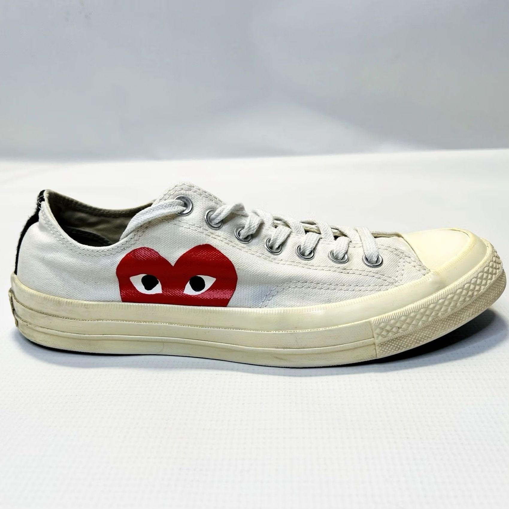 Converse Converse Comme des Garçons Play x Chuck 70 Low Milk Sneakers Mens Size 9 Womens Size 11 White Colorblock Canvas Rubber Shoes Retro Casual Workwear Size US 9 / IT 39 - 5 Thumbnail