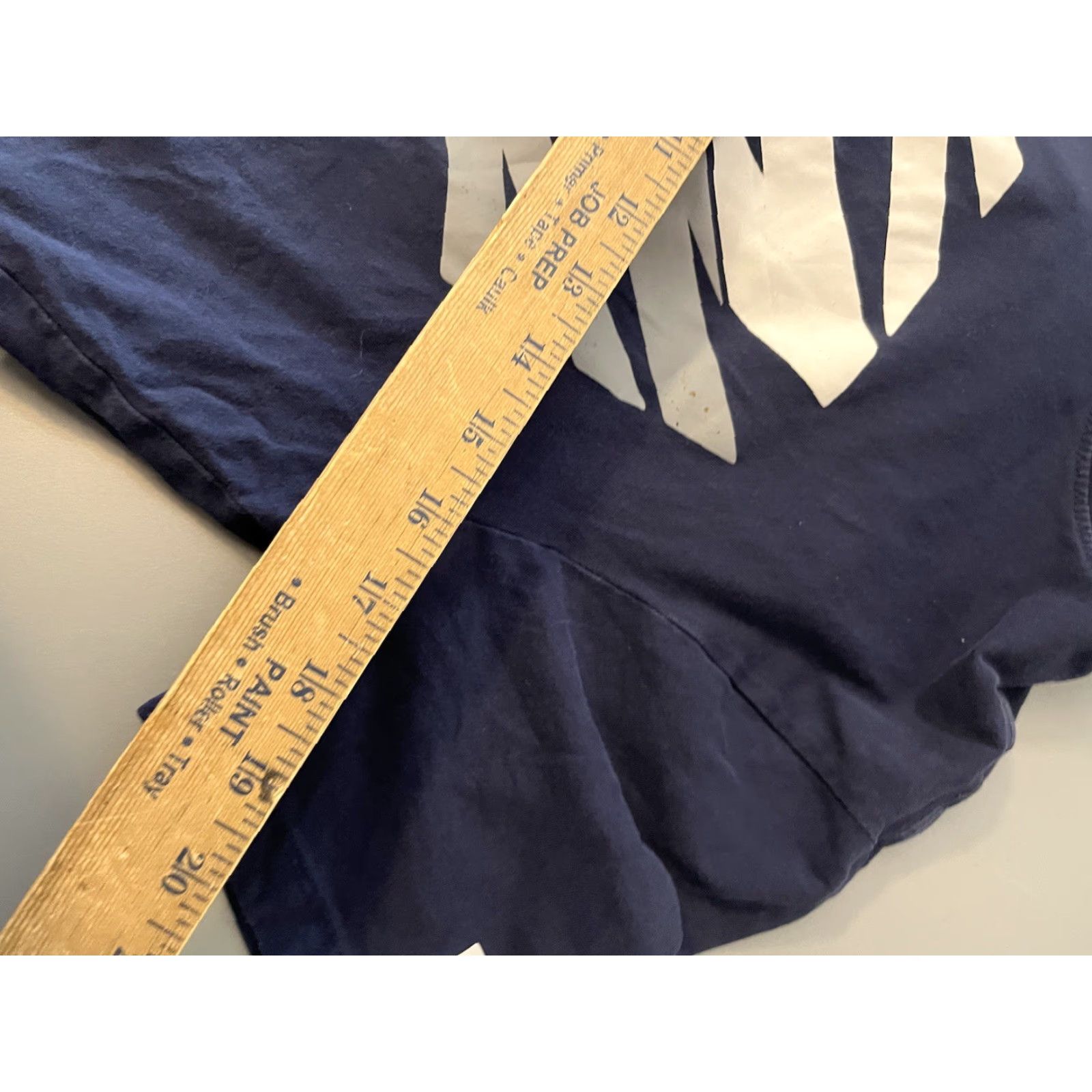 DKNY DKNY Men's Navy Blue Graphic T-Shirt Size Small Size US S / EU 44-46 / 1 - 5 Thumbnail