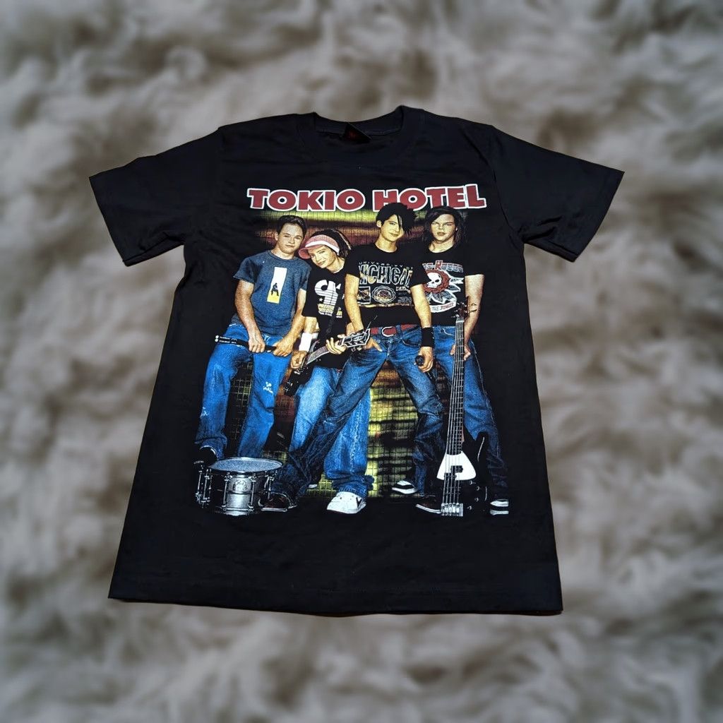 Vintage VINTAGE Tokio Hotel Mens Medium Shirt Black Band Tee Music Pop Rock Tokyo Size US M / EU 48-50 / 2 - 1 Thumbnail