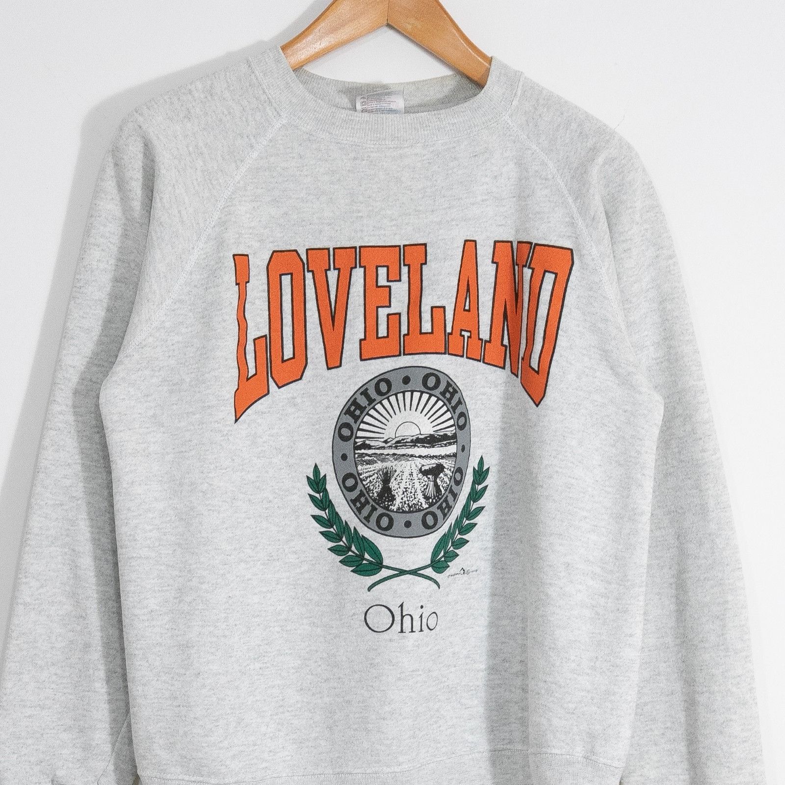 Vintage Vintage 80s Loveland Ohio Sweatshirt Large - Raglan Crewneck Size US L / EU 52-54 / 3 - 2 Thumbnail