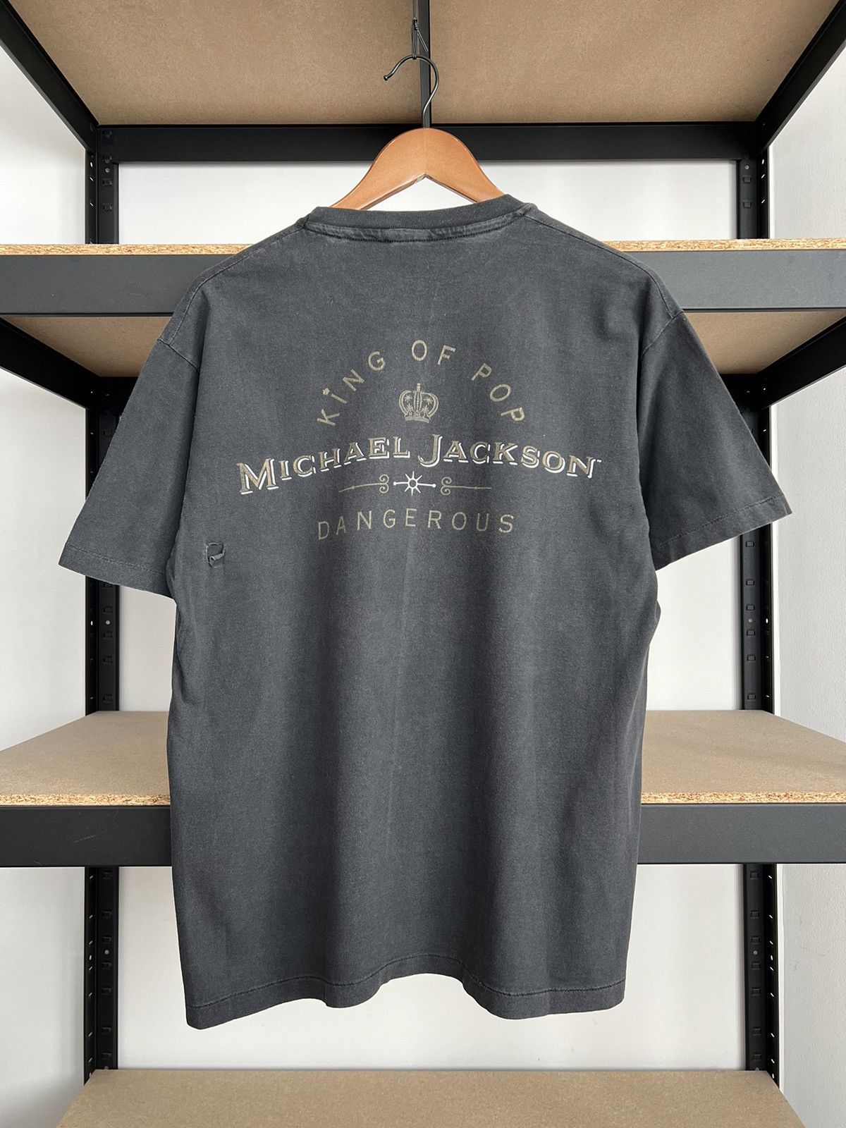Band Tees Vintage 1992 Michael Jackson Dangerous King of Pop T-shirt Size US L / EU 52-54 / 3 - 2 Thumbnail