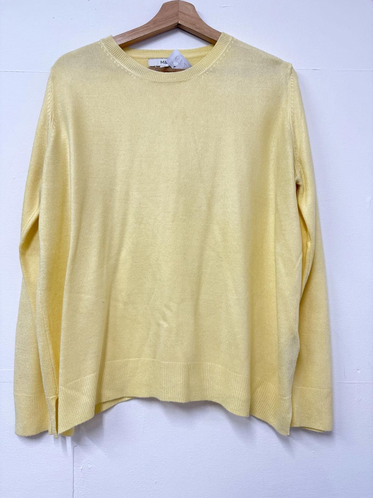 M.E. Sport M&S Yellow Crew Neck Sweater Size 16 Size ONE SIZE - 1 Thumbnail
