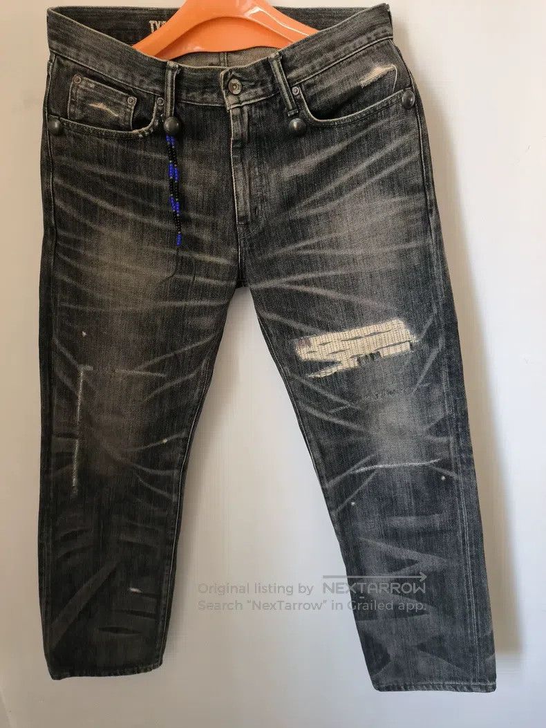 Neighborhood Neighborhood size M Distressed Washed Jeans Size US 27 - 1 Thumbnail