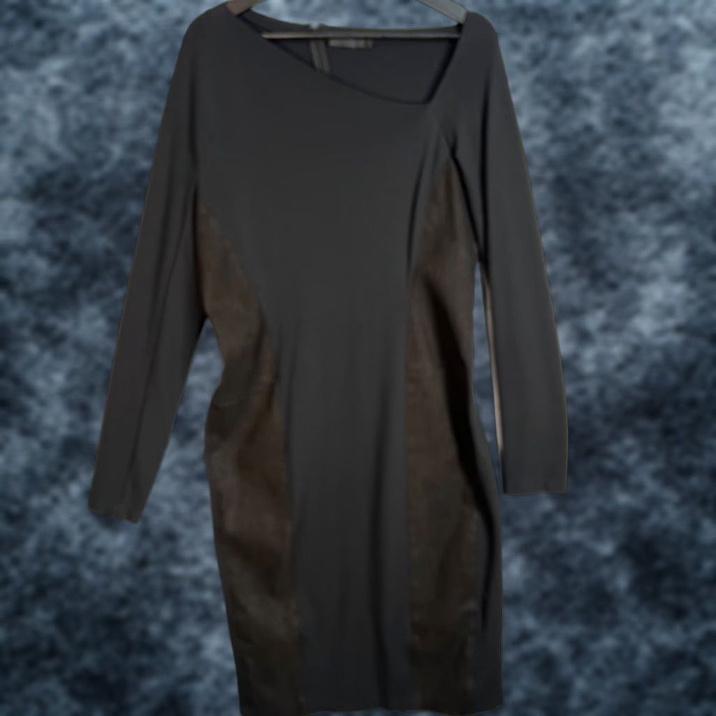 Donna Karan VINTAGE Donna Karan Long Sleeve Dress Asymmetrical Faux Suede Panels Women’s Midi S Small Black Sheath 90s Size S / US 4 / IT 40 - 1 Thumbnail