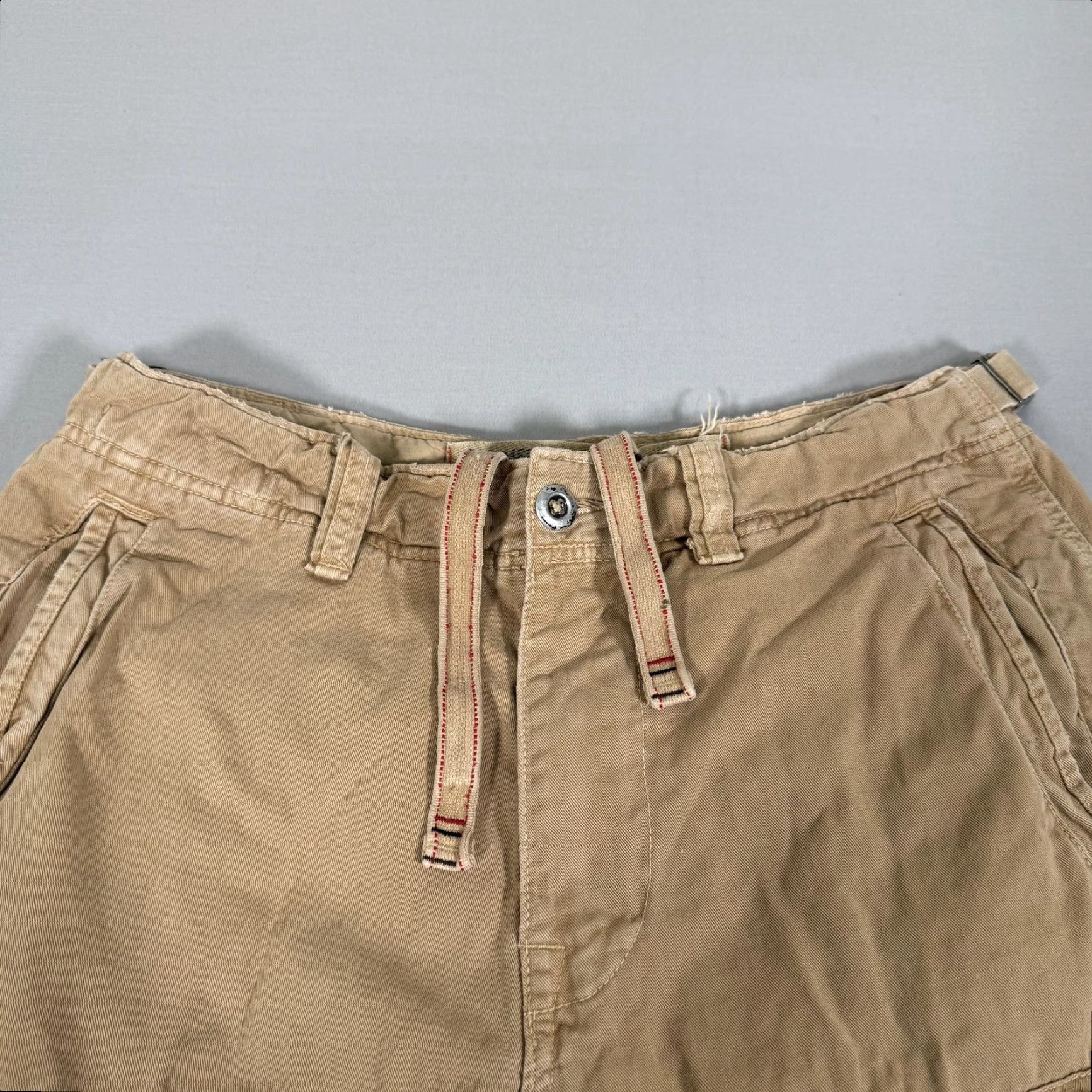 American Eagle Outfitters American Eagle Outfitters Cargo Shorts 32 Khaki Beige Cotton Adjustable Waist Pockets Mens Size US 32 / EU 48 - 2 Thumbnail