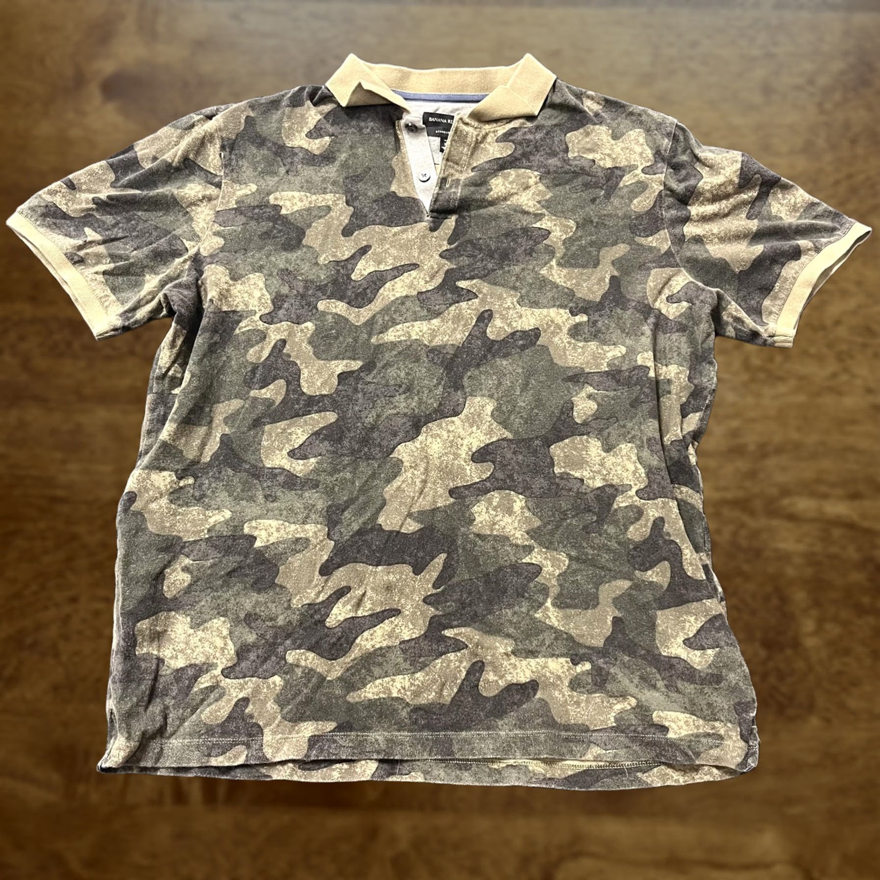 Banana Republic Banana Republic Polo Shirt Mens XLT Green Camouflage Stretch Short Sleeve Standard Fit Size US XL / EU 56 / 4 - 1 Thumbnail