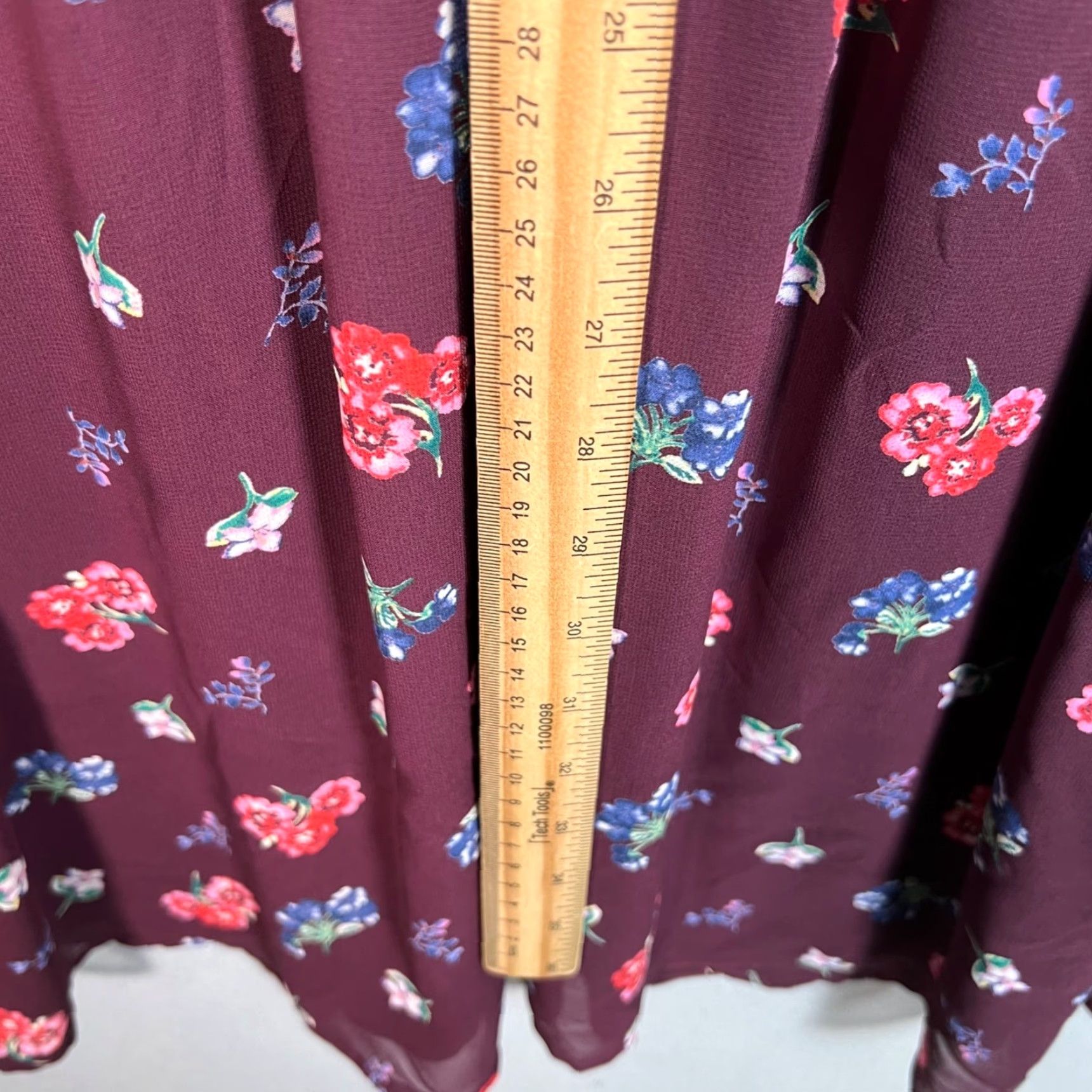 Express VINTAGE Express Floral Burgundy Long Sleeve V-Neck Dress Womens XS Shirt Size XS / US 0-2 / IT 36-38 - 7 Thumbnail