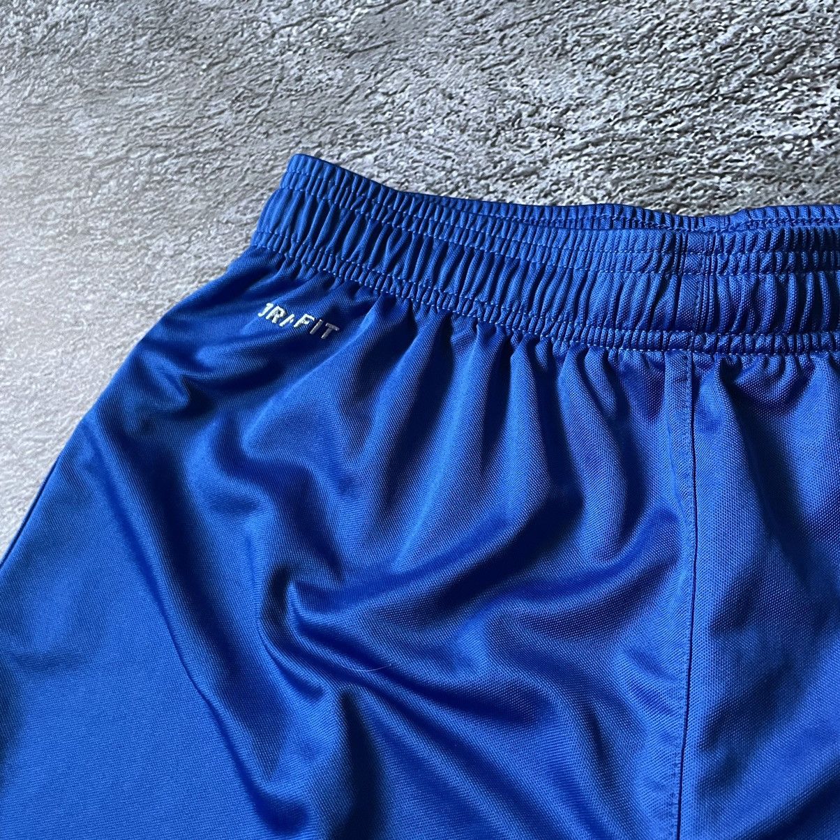 Vintage Vintage 90s Nike Blue Shorts Y2K Streetwear Sportwear 30 Size US 30 / EU 46 - 5 Thumbnail